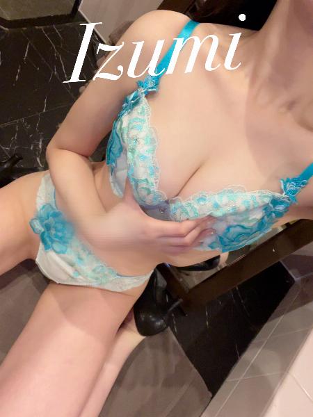 イズミ
