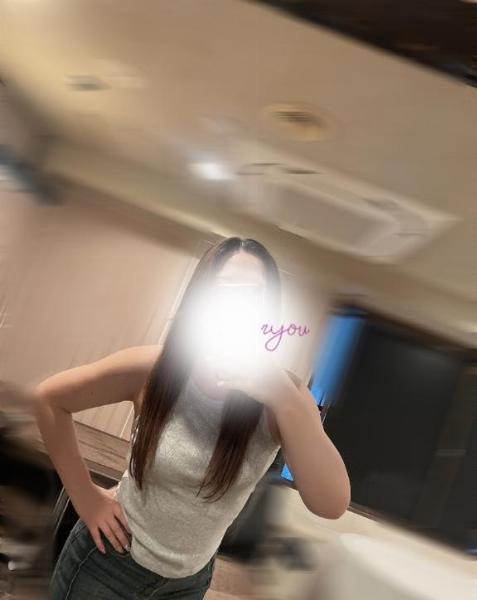 リョウ